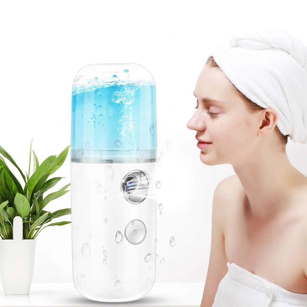 Nano Gesichtsdampfer, 30ml Ultraschall Facial Spray Zerstäubung Nebel Spray Gesicht Feuchtigkeitsspendende Flüssigkeitszufuhr Handliche Maschine USB Aufladung für den Heimgebrauch