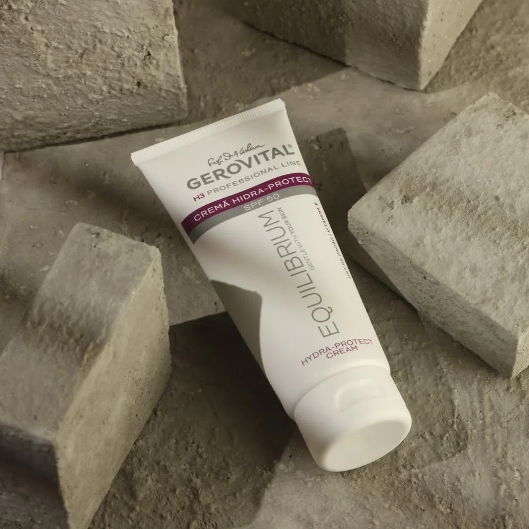 Gerovital H3 Equilibrium Feuchtigkeitsspendende Schutzcreme mit LSF 50-100 ml, Professioneller Sonnenschutz für das Gesicht, gegen Flecken, Anti-Aging, leichte Textur, getönt, Hoher UVA UVB