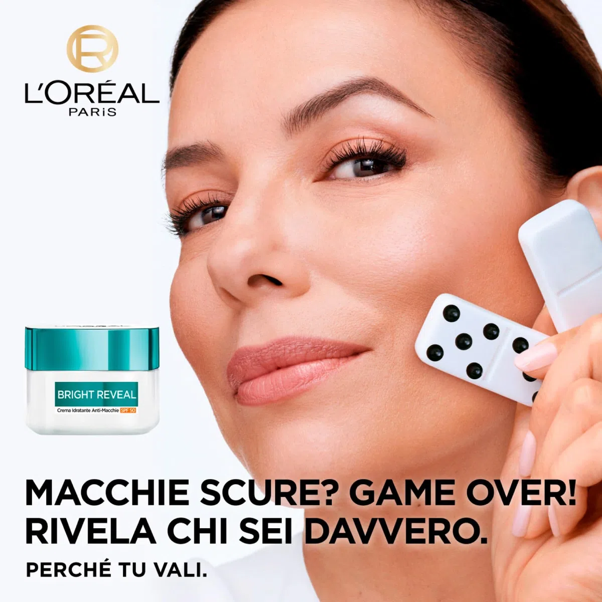 L'Oréal Paris Bright Reveal Anti-Flecken-Kit mit Feuchtigkeitscreme SPF50 50 ml + UV-Flüssigkeit SPF50 50 ml + Peeling 25 ml – 3er-Set