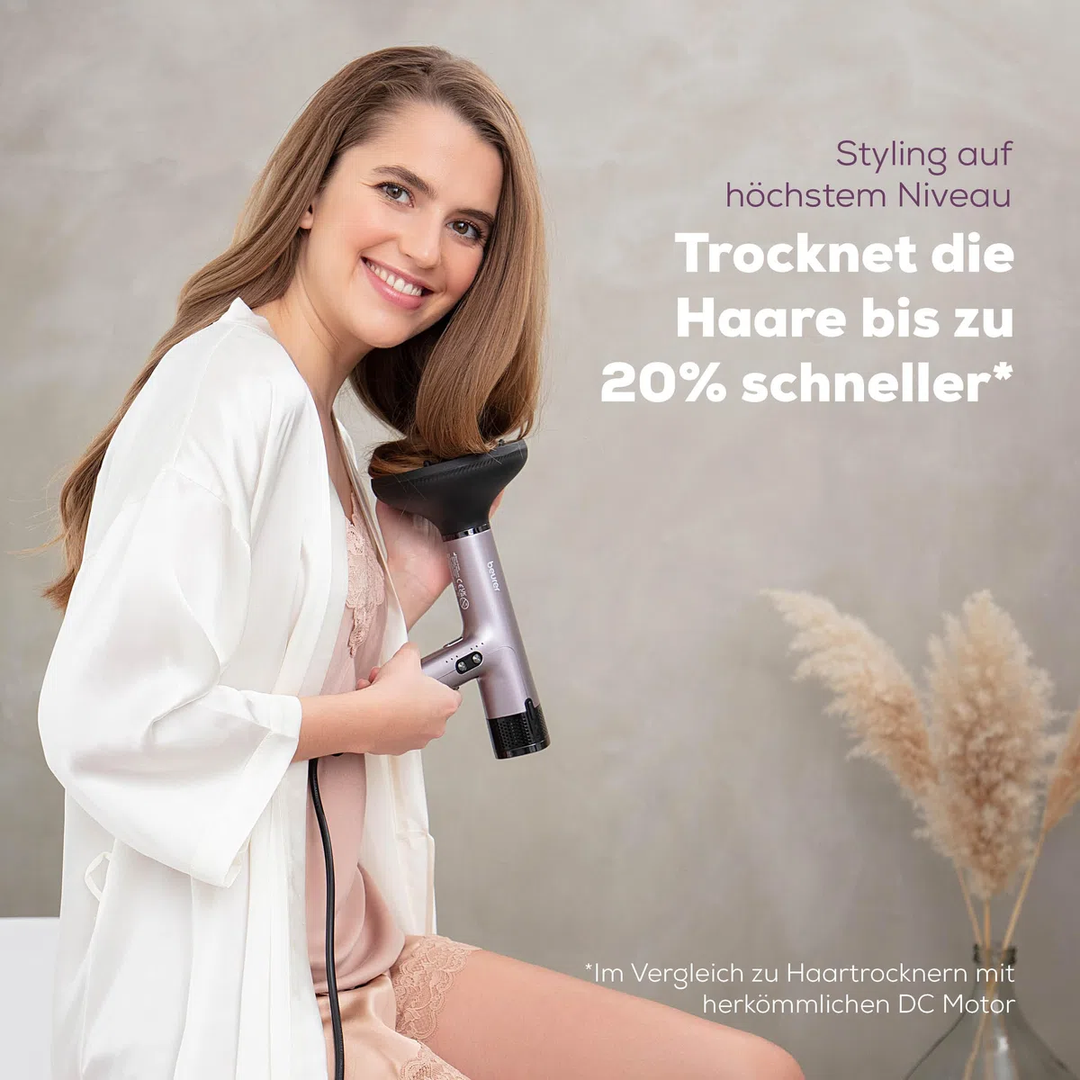 Beurer HC 100 Excellence Haartrockner, Föhn mit kraftvollem Digitalmotor, trocknet bis zu 20% schneller, leichtes Gewicht, besonders leise, Ionenfunktion für glänzendes Haar, inkl. Volumendiffusor
