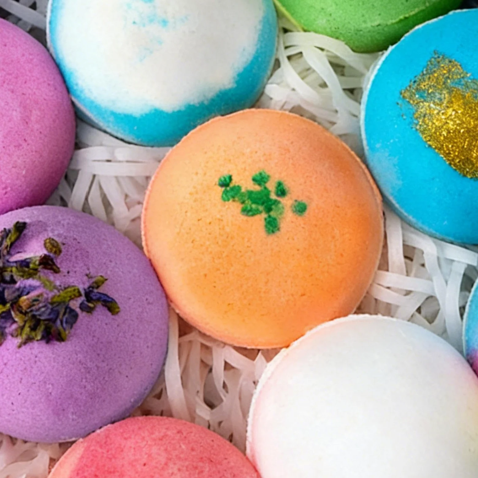 Badebälle für Frauen 12 Stück getrocknete Blumen Einweichtabletten mit | Lustiges Schaumbad für Feiertag Geburtstag Sommer Spa Entspannung Selbstfürsorge und Strumpffüller