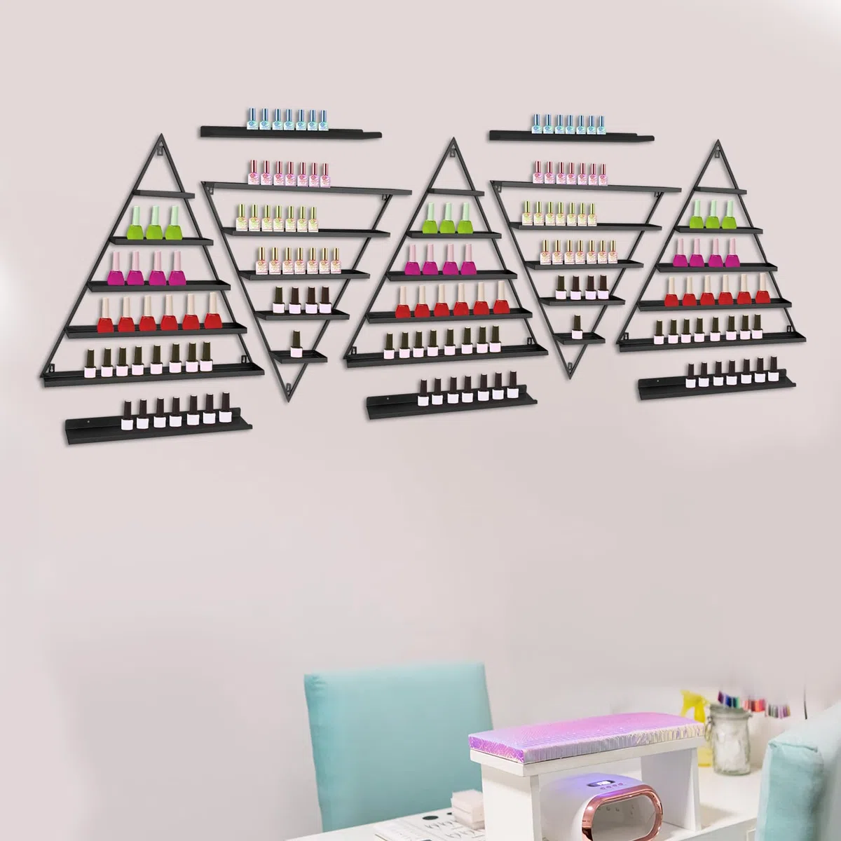 10 Stück Dreieckiges Nagellackregal, 5 Etagen Metal Nagellack-Wandregal, Wandmontiert Nagellack Kosmetik Display-Ständer für Geschäfte, Nagelstudios, Beauty-Shops (Schwarz)