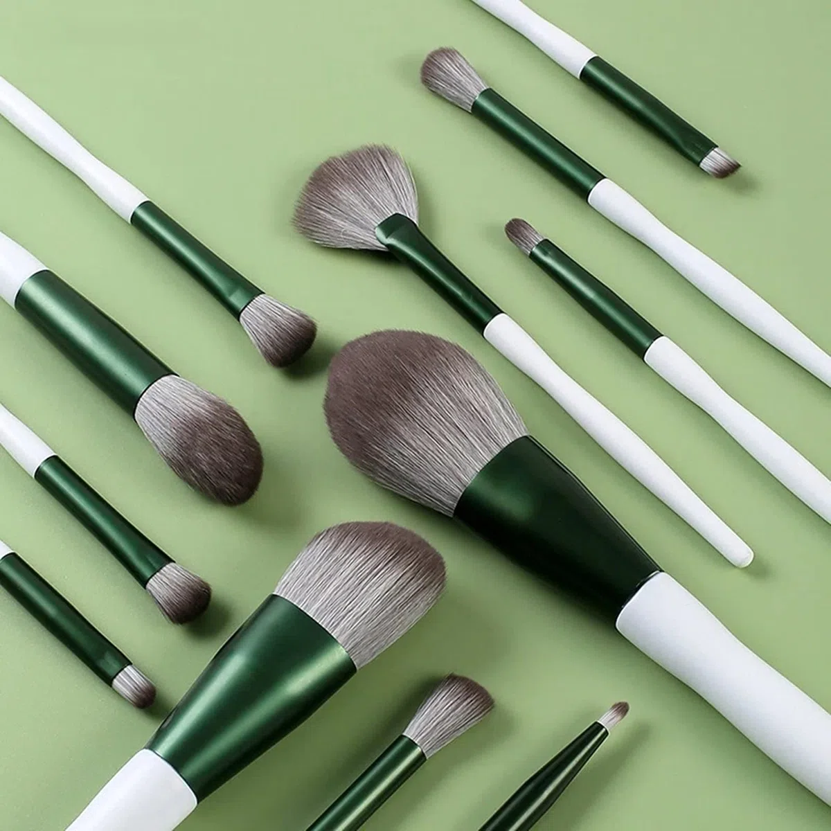 Make-up-Pinsel-Set 12 Make-up-Pinsel-Set mit weichem Anfängerpinsel Professional