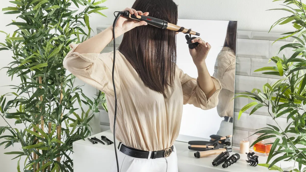 Rowenta CF4230F0 Infinite Looks 14-IN-1 MULTISTYLER mit Zubehör für verschiedene Looks, leistungsstarke Technologie, konstante Temperatur von 190 Grad, Kaltspitzensystem zum Modellieren, auch für