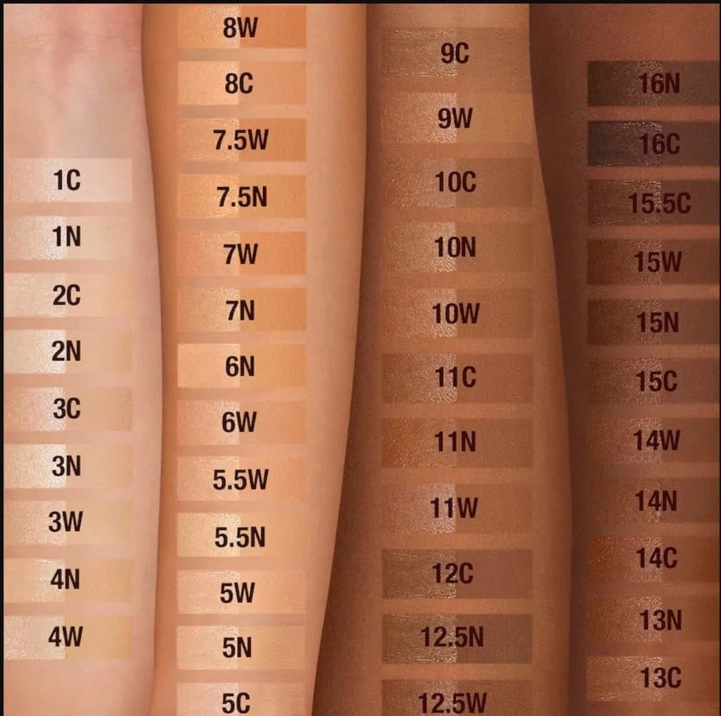 Charlotte Tilbury Original | Airbrush Flawless Foundation | Foundation (3 WARM) (7 NEUTRAL, 30.00 ml (1er Pack))
