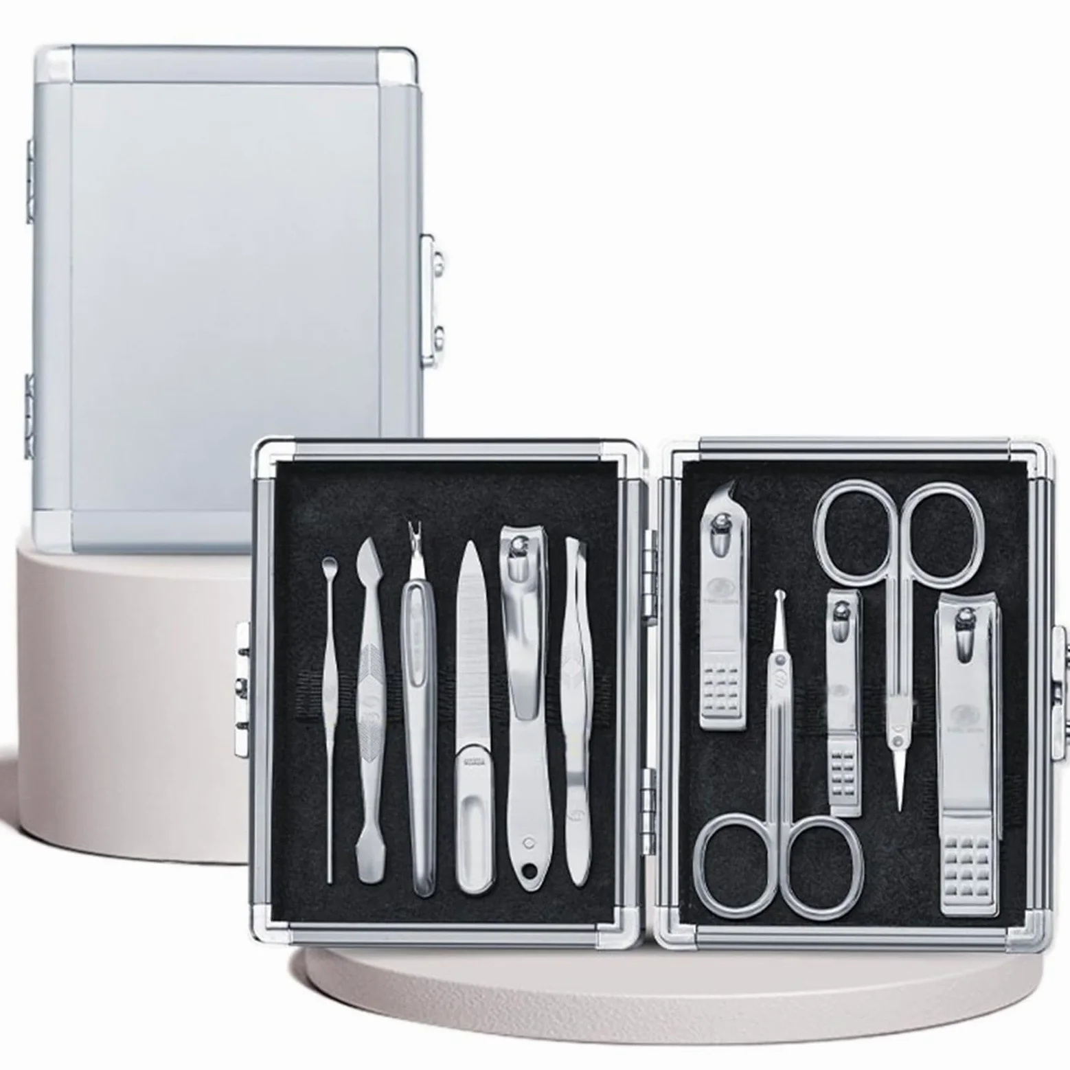 Nagelknipser Set Maniküre-Set mit luxuriöser Metallbox, 11-teiliges professionelles Nagelknipser-Set, Pediküre-Pflegewerkzeuge – Edelstahl-Pflegeset for Reisen oder Zuhause Maniküre Pediküre Set(Silve