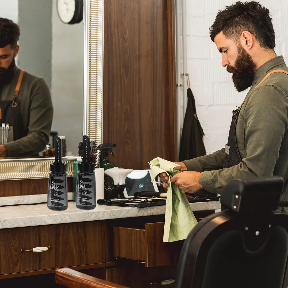 DECHOUS 3 Stück Teiliges Haarstyling gel Applikator Flasche mit Breitem Kamm Leere Haargel Behälter zur Einfachen Gleichmäßigen Anwendung von Styling Gel für Männer zu Hause Friseursalon