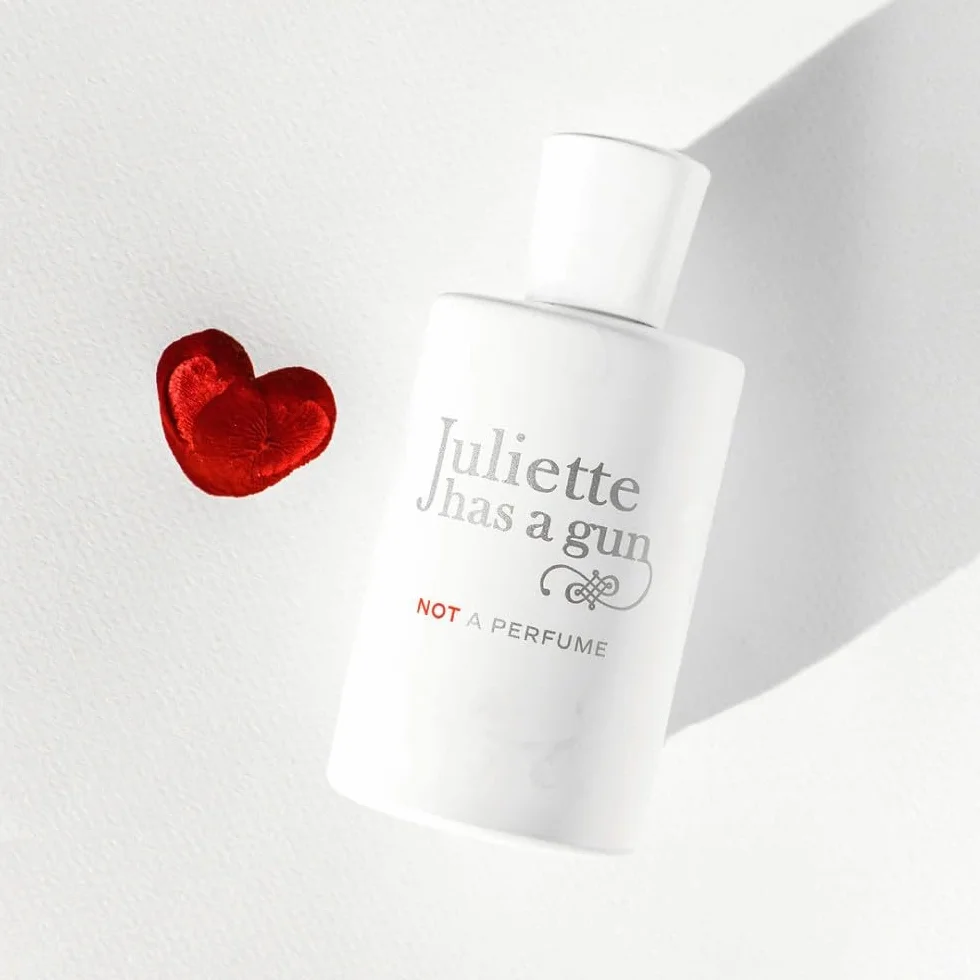 Juliette has a gun, Not A Perfume femme/women, Eau de Parfum Spray, , Holz, 1er Pack (1 x 100 ml)