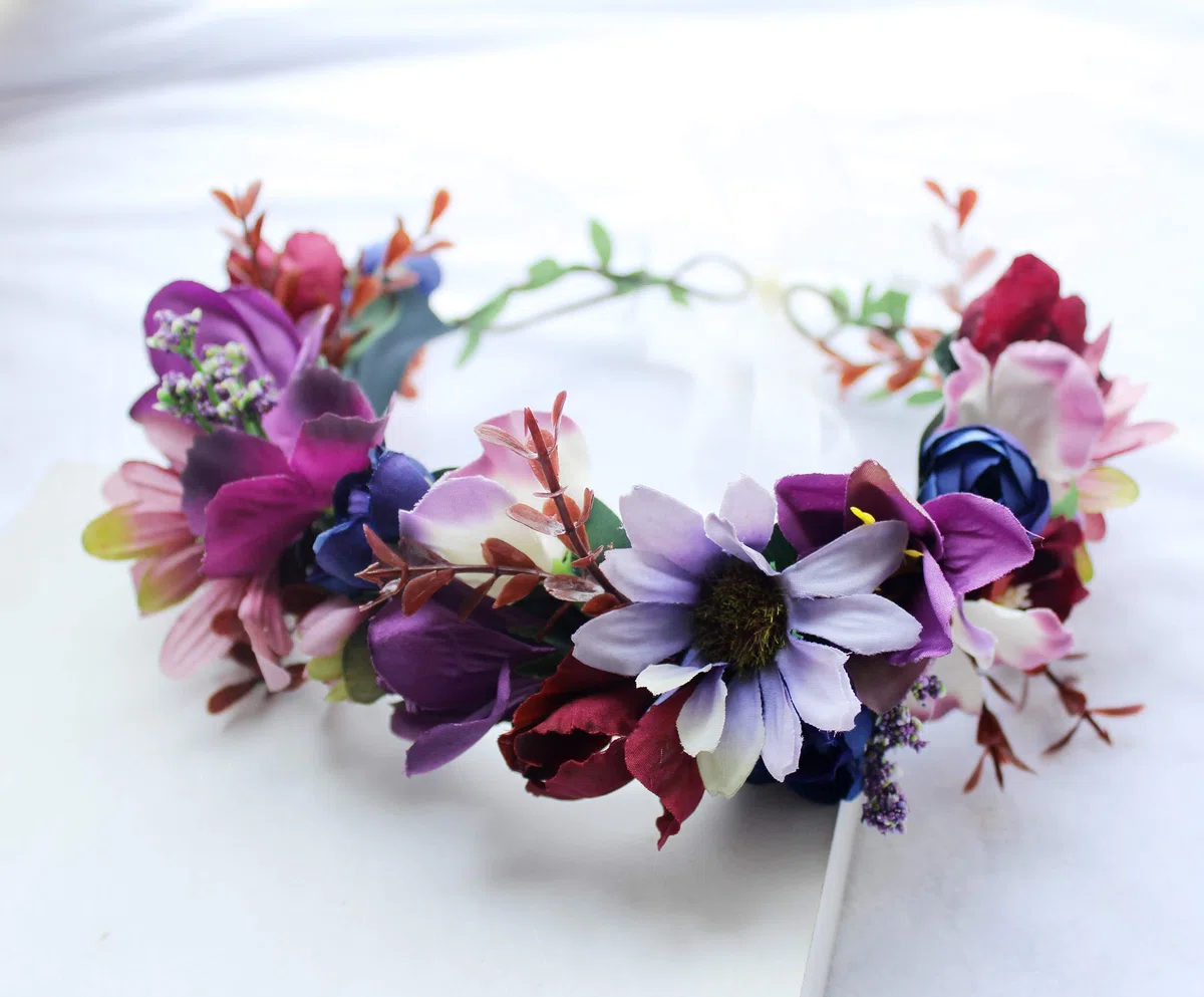 Blumenkrone für Damen, Boho-Blume, Haarkranz, Blumenkranz, Halo-Kopfschmuck mit Band, Hochzeit, Party, Fotos, Lila