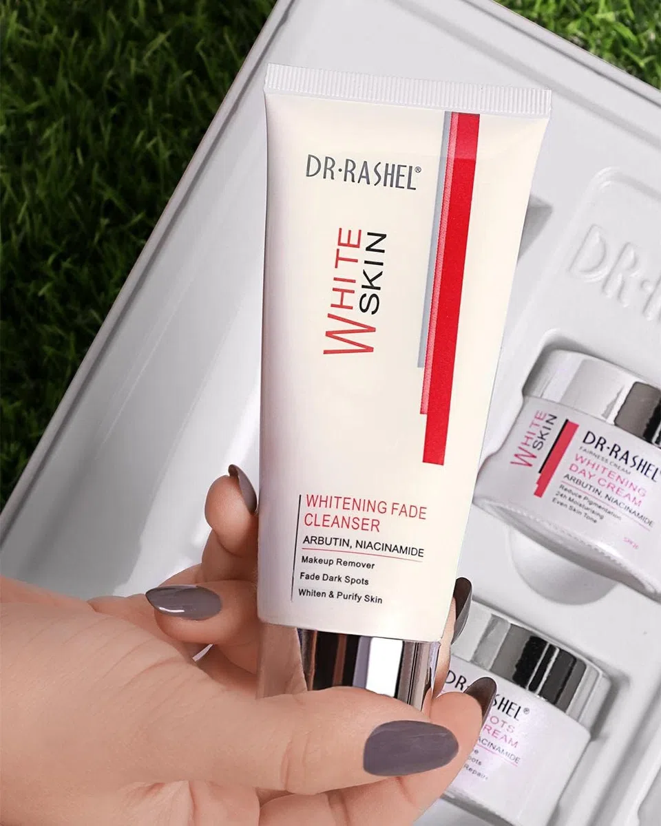 Moptrek e Dark Spots Skin Care Series Kit (4-teiliges Set)