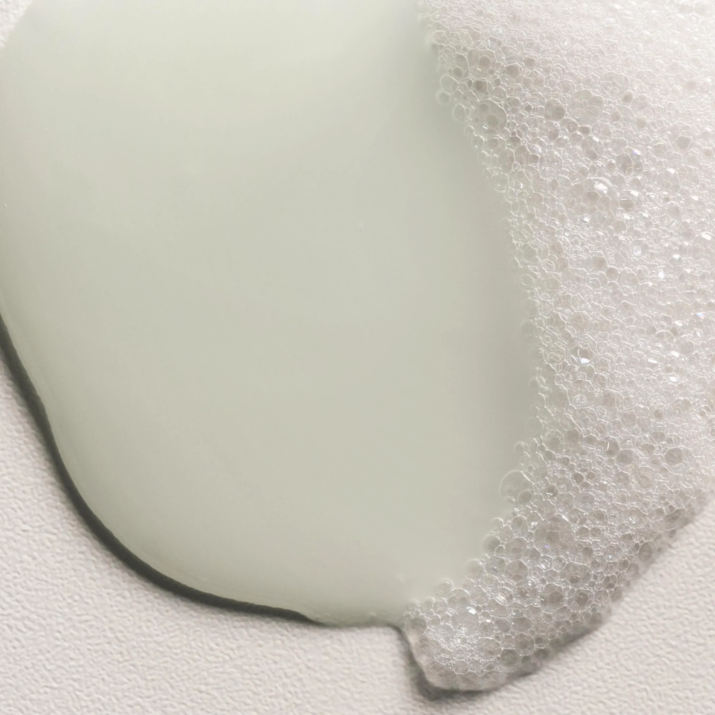 Davines Momo Shampoo Refill 500 ml | Feuchtigkeitsspendendes Shampoo Nachfüllpack für trockenes oder dehydriertes Haar