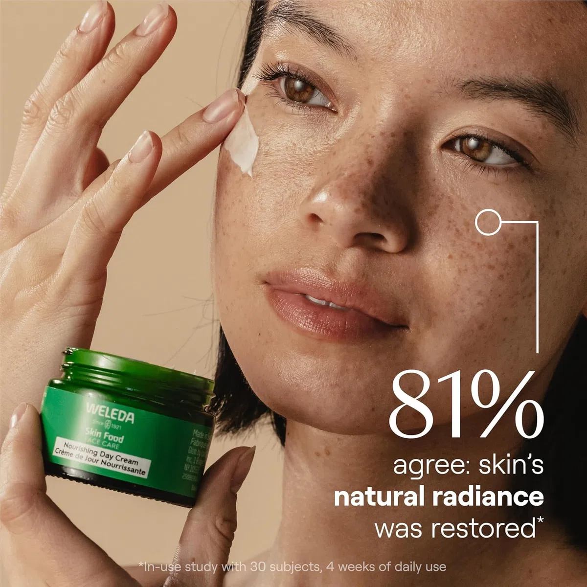 Weleda Skin Food Face Care Pflegende Tagescreme, 300 ml, pflanzenreiche Feuchtigkeitscreme mit Olivenblatt-, Squalan- und Kamillenextrakt