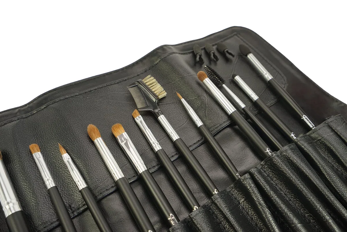 Fantasia Make Up Pinsel Set 14-teilig, Professionelles mit 3 Ersatz Applikatoren, hochwertiges Schminkpinsel Set Naturhaar – in Kunstledertasche, schwarz