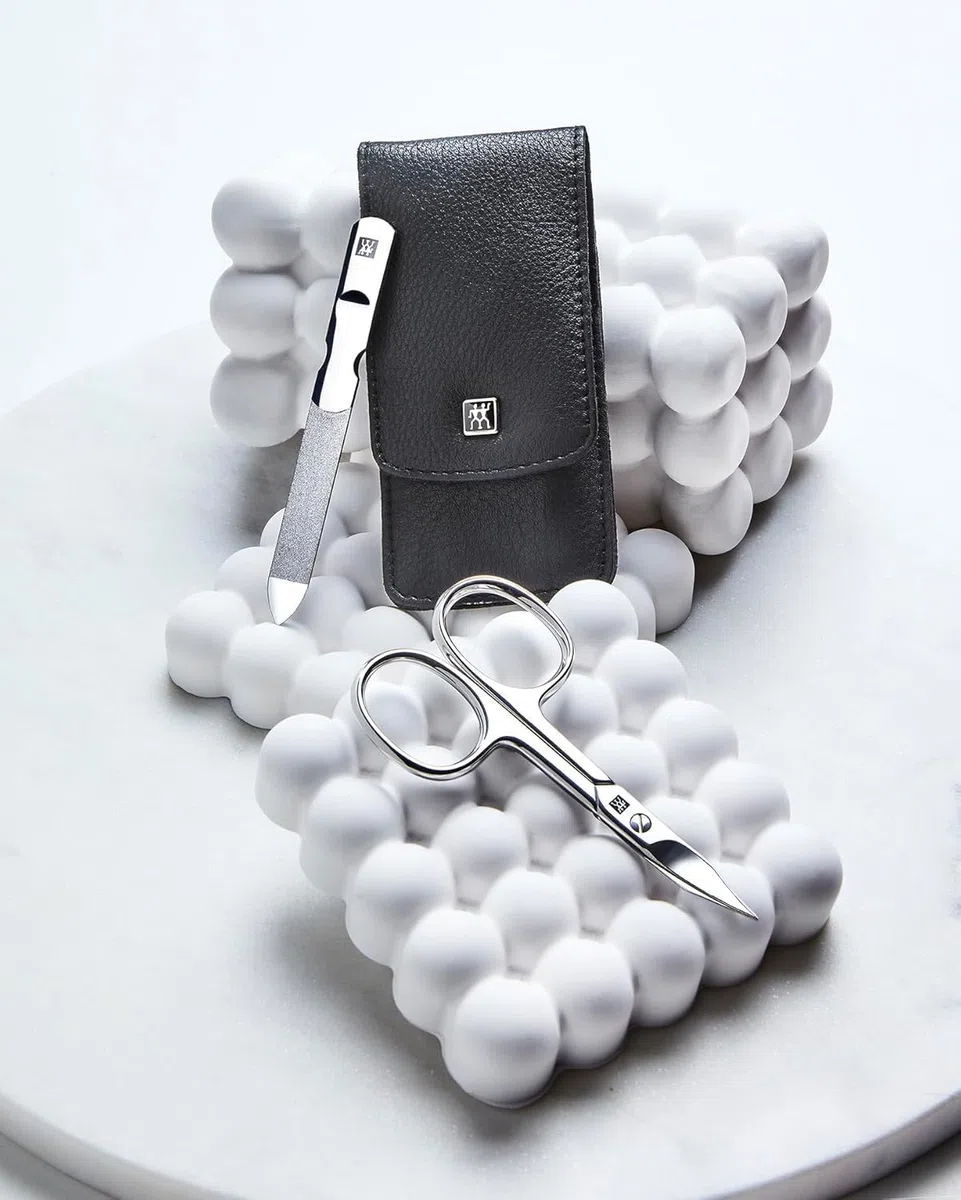 ZWILLING Maniküre-Set (3 teilig, Pediküreset für Nagelpflege und Nagelhautpflege, Leder, mit Nagelschere), Edelstahl Poliert, Schwarz