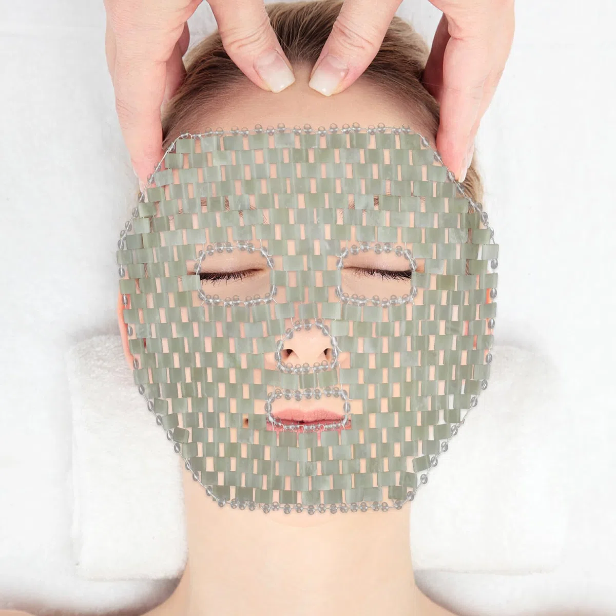 Jade Gesichtsmaske aus Jade für Massage und Hautpflege | Kühlende Anwendung, Beruhigend und Komfortabel, für Zuhause und Unterwegs, als Geschenk für Freunde