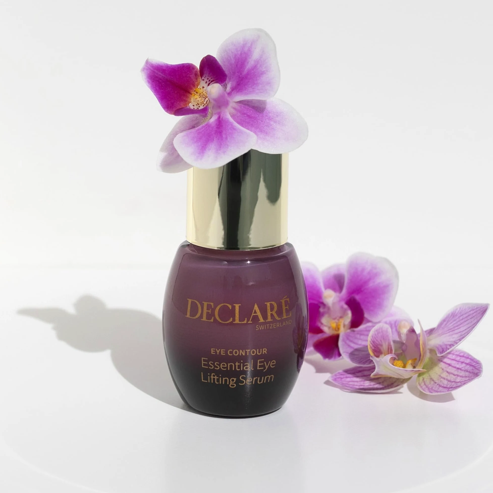 Declaré Essential Eye Lifting Serum 15 ml - Intensiv-Lifting für das Augenlid – gegen eine müde, erschlaffte Augenpartie – Mit Hyaluronsäure, Bio Sensiline & Bio Strukturine – Für alle Hauttypen