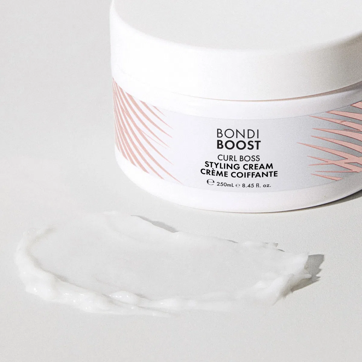 BondiBoost Curl Boss Defining Styling Cream - Silikonfrei, Aloe-Basiert mit Sheabutter, Arganöl & Queensland-Nuss für Definierte, Frizzfreie Locken - Vegan & Tierversuchsfrei - 200ml