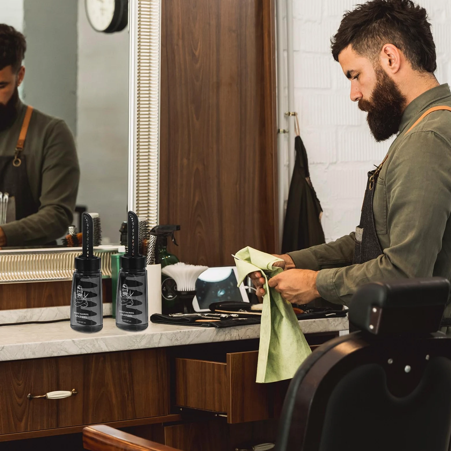 PartyKindom Applikatorflaschen mit Einfachem Styling und Pflege für Haargel 260ml aus Kunststoff 3 Stück mit Kamm für Barber und Haarschnitt
