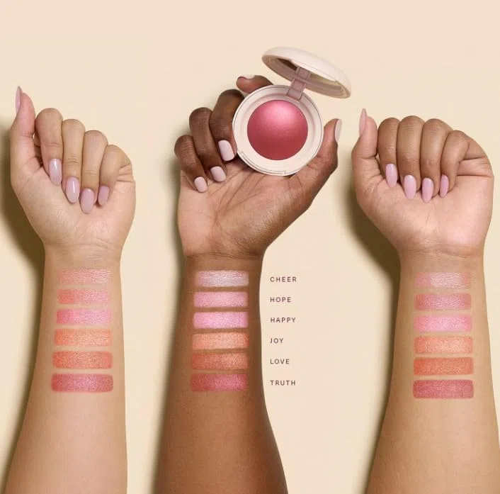 RARE BEAUTY Original von Selena Gómez | Soft Pinch Luminous Powder Blush – Puderrouge | 2,8 Gramm/oz. | VEGAN | von BELLA | (LOVE, 2,8 g (1er-Pack))